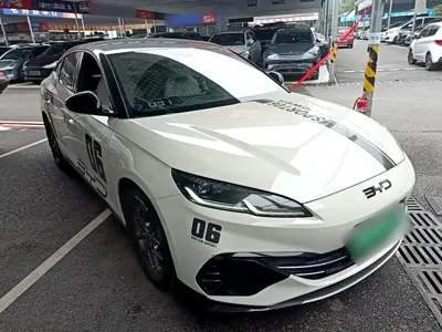 BYD 海豹06 2024, 56800 км, за 9739.38 USD