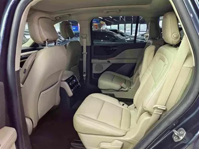 Lincoln Aviator 2020, 47000 км, за 28478.91 USD - фото 11