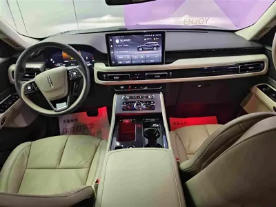 Lincoln Aviator 2020, 47000 км, за 28478.91 USD - фото 12