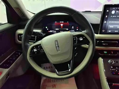 Lincoln Aviator 2020, 47000 км, за 28478.91 USD - фото 14