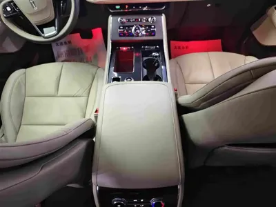 Lincoln Aviator 2020, 47000 км, за 28478.91 USD - фото 15