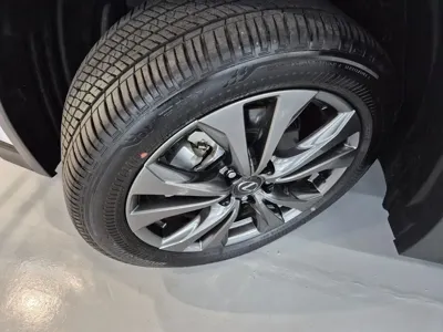 Lexus UX 2025, 8694 км, за 32711.5 USD