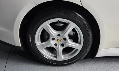 Porsche Panamera 2012, 98655 км, за 12221.28 USD