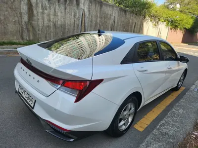 Hyundai Avante 2021, 152758 км, за 7481.93 USD