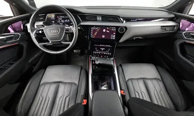 Audi e-tron 2022, 55091 км, за 35808.06 USD - фото 7