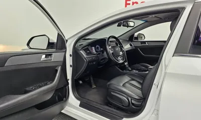 Hyundai Sonata 2018, 137868 км, за 5642.4 USD - фото 10
