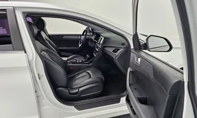 Hyundai Sonata 2018, 137868 км, за 5642.4 USD - фото 11