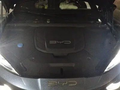 BYD Seal 2023, 38300 км, за 14165.68 USD - фото 10
