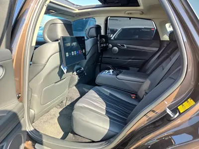 Genesis G80 2026, 6900 км, за 45276.9 USD - фото 9