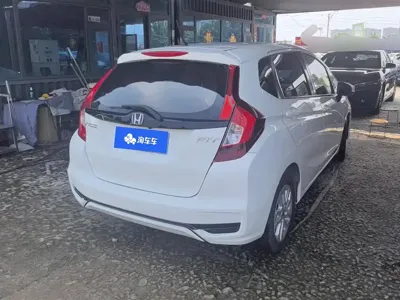 Honda Fit 2019, 71400 км, за 6197.48 USD