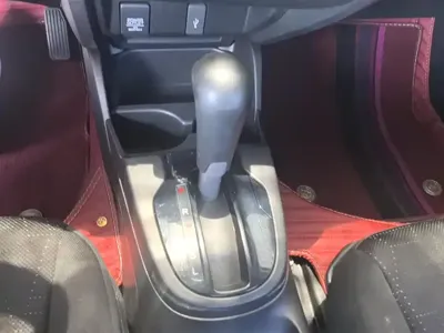 Honda Fit 2019, 71400 км, за 6197.48 USD - фото 16