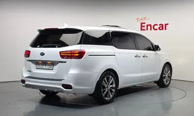 Kia Canival 2019, 65848 км, за 11454.1 USD