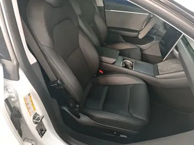 Tesla Model 3 2024, 33000 км, за 27298.44 USD - фото 25