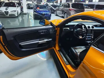 Ford Mustang 2019, 58000 км, за 18579.08 USD