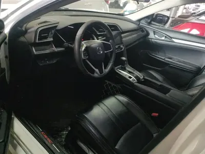 Honda Civic 2019, 93500 км, за 11668.4 USD - фото 9