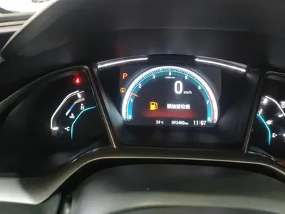Honda Civic 2019, 93500 км, за 11668.4 USD - фото 14