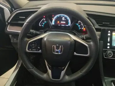 Honda Civic 2019, 93500 км, за 11668.4 USD - фото 15