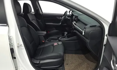 Kia K3 2019, 43126 км, за 9056.06 USD - фото 12