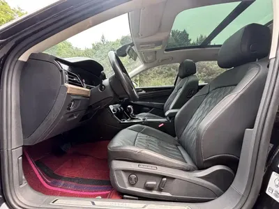 Volkswagen Passat 2019, 120000 км, за 10206.63 USD - фото 7