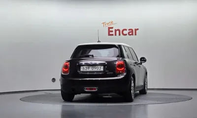 MINI Cooper 2016, 71139 км, за 7144.25 USD