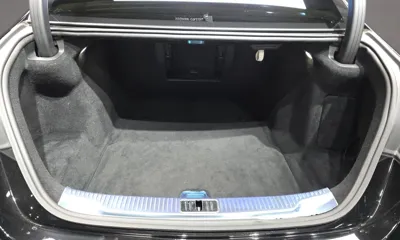 Mercedes-Benz S-Class 2022, 32702 км, за 74918.61 USD - фото 20