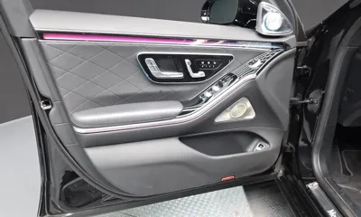 Mercedes-Benz S-Class 2022, 32702 км, за 74918.61 USD - фото 24