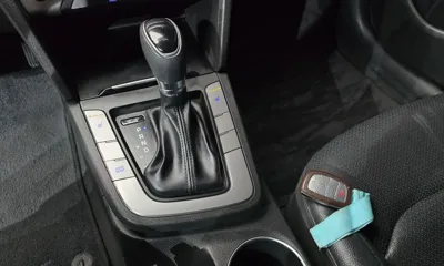 Hyundai Avante 2018, 121473 км, за 7155.05 USD - фото 9