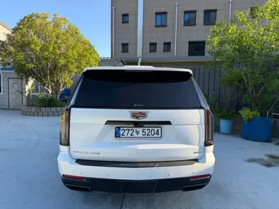 Cadillac Escalade 2025, 17500 км, за 106140.48 USD
