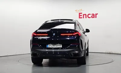 BMW X6 2026, 4314 км, за 95706.97 USD