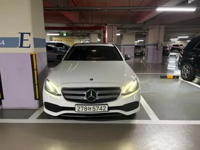 Mercedes-Benz E-Class · 2017 год