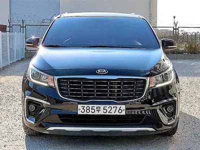 Kia Canival · 2019 год