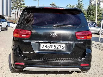 Kia Canival 2019, 166778 км, за 6892.48 USD