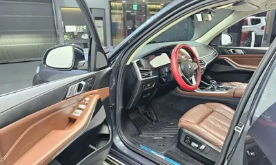 BMW X7 2020, 82449 км, за 47590.92 USD - фото 11