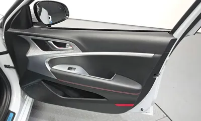 Genesis G70 2021, 44257 км, за 19046.99 USD - фото 24