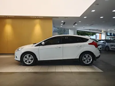 Ford Focus 2015, 161100 км, за 2475.35 USD - фото 6
