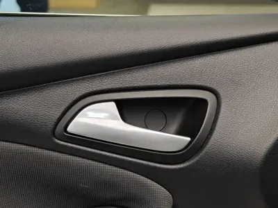 Ford Focus 2015, 161100 км, за 2475.35 USD - фото 8