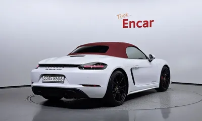 Porsche 718 2023, 9888 км, за 60589.35 USD