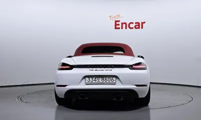 Porsche 718 2023, 9888 км, за 60589.35 USD