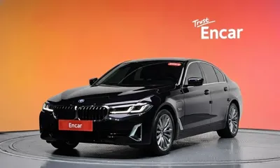 BMW 5-Series · 2023 год