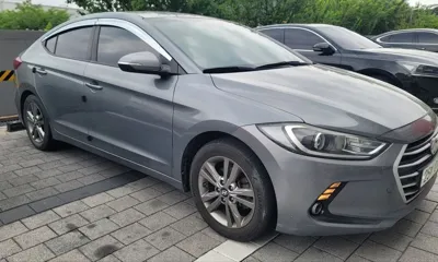 Hyundai Avante 2016, 198000 км, за 3216.49 USD