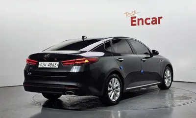 Kia K5 2018, 127932 км, за 6892.48 USD