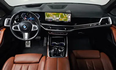 BMW X7 2024, 30075 км, за 61777.33 USD - фото 7