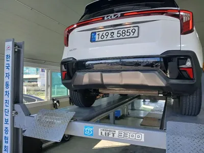 Kia Seltos 2023, 40844 км, за 23744.49 USD