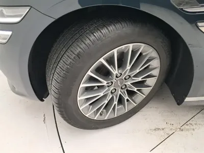Genesis G80 2023, 104685 км, за 21954.41 USD - фото 20