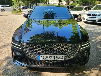 Genesis G80 · 2026 год
