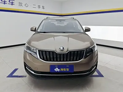 Skoda Kamiq 2020, 54900 км, за 5519.47 USD