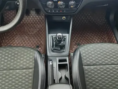 Skoda Kamiq 2020, 54900 км, за 5519.47 USD - фото 16