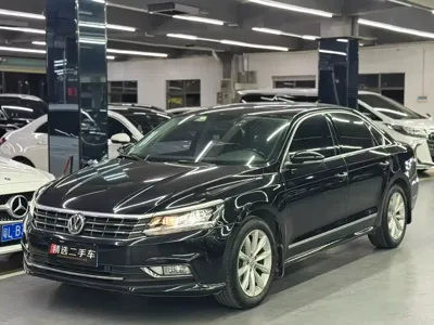 Volkswagen Passat · 2017 год