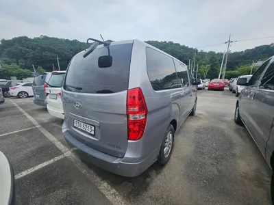 Hyundai Starex 2019, 45120 км, за 9518.18 USD