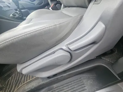 Hyundai Starex 2019, 45120 км, за 9518.18 USD - фото 12